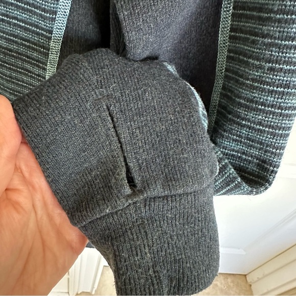 Kuhl Women Medium Chianti Fleece Zip Up Hoodie Jacket Blue Wool Blend Thumbholes - Picture 5 of 6